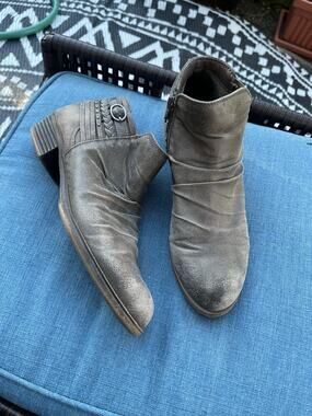 Rampage Womens 6.5M Slouchy Western Ankle Faux Leather Boots Ram-Tyra Brown